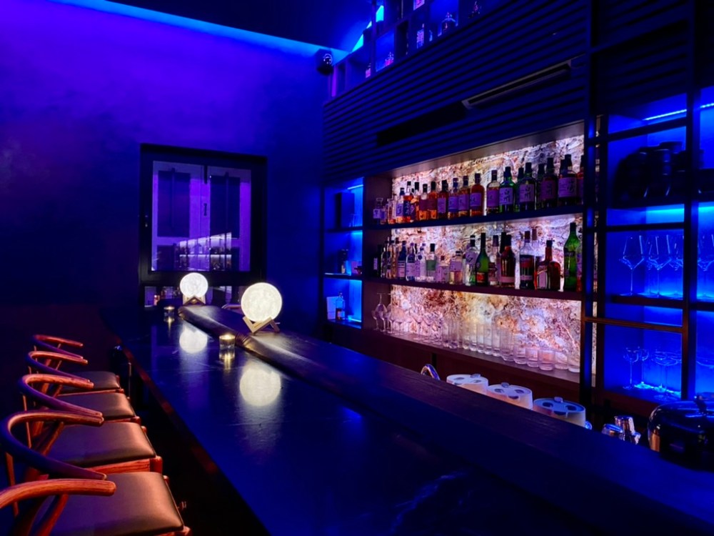 FBAA80F8-A0BF-467C-94AF-E341001D6CA0_1_105_c