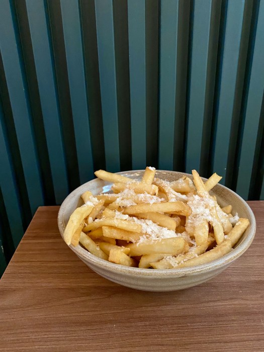 0DBF2D46-8E30-44EB-AE3F-AC3EAC0F7385_1_201_a