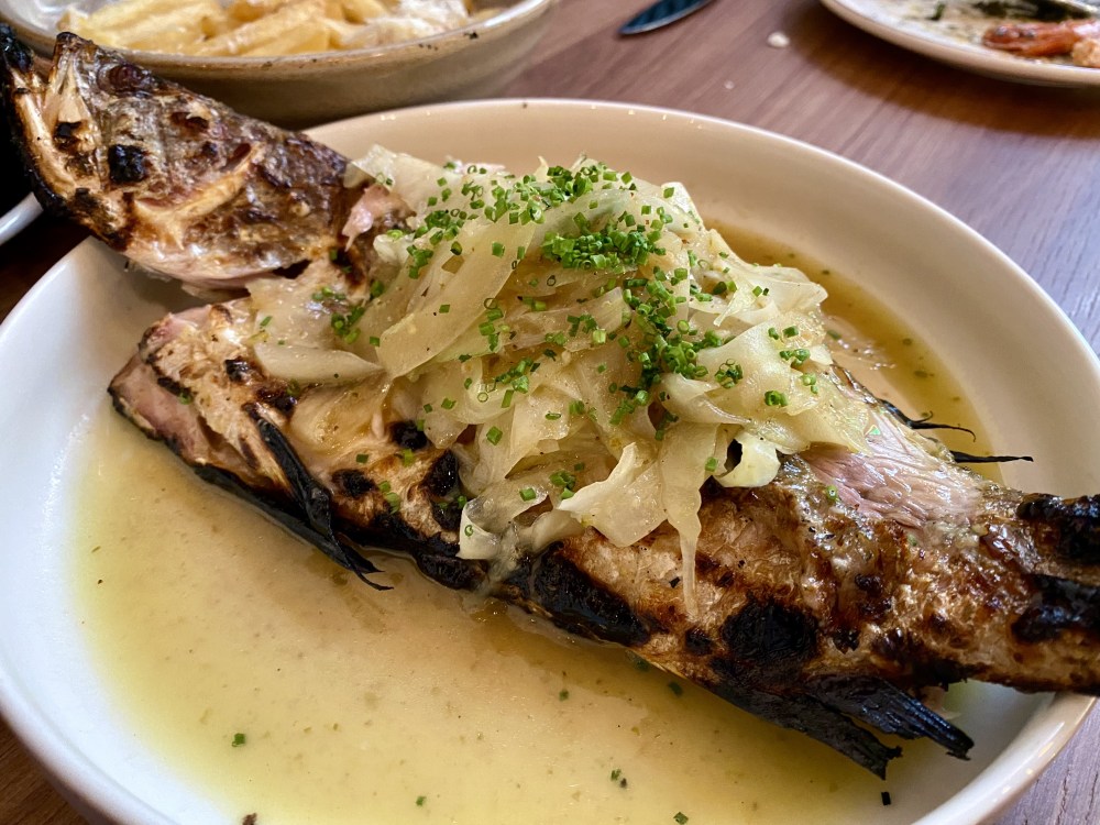 B2556975-59EC-4F97-B4D8-F03F3036FB38_1_201_a