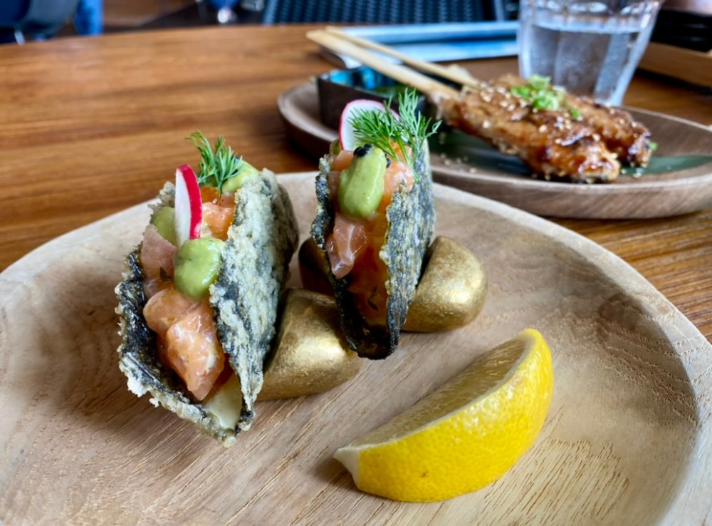 C628E690-9336-41BD-80C4-EC8497C789AF_1_105_c