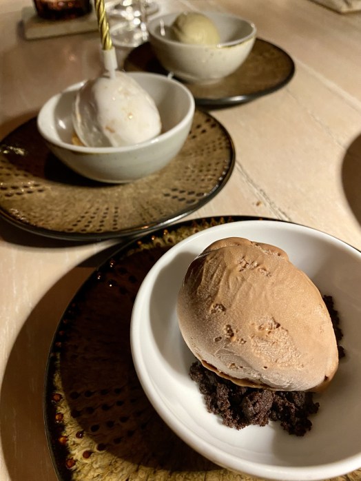 44F43C00-FAAE-48E0-B4DF-46BAC48B5A1B_1_201_a