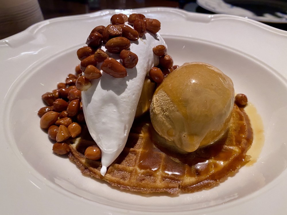 8C8EFE81-1260-44E1-9AD8-656CEE283417_1_201_a