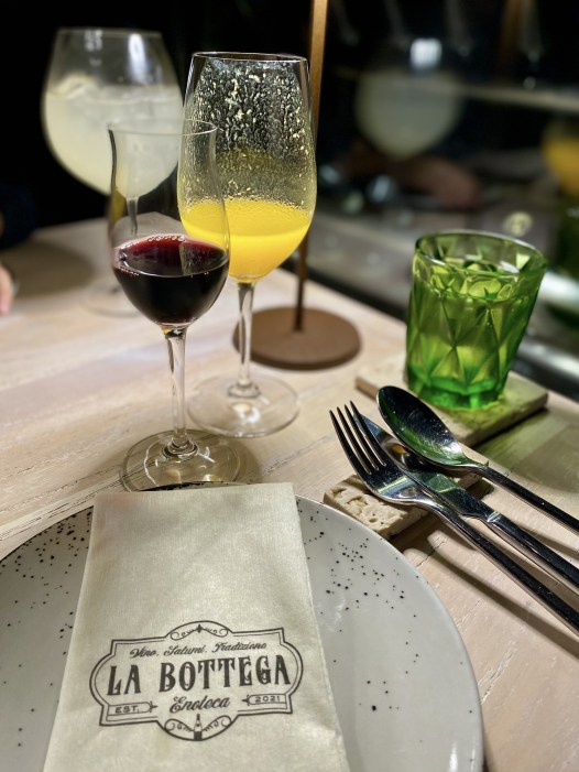 9A463DF7-2E76-4AF0-A25E-9E5722777B00_1_201_a