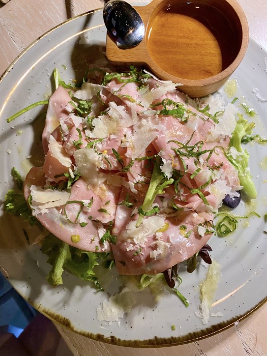 D4109511-3AFC-4948-9EB7-D0C9D1E39D6D_1_201_a