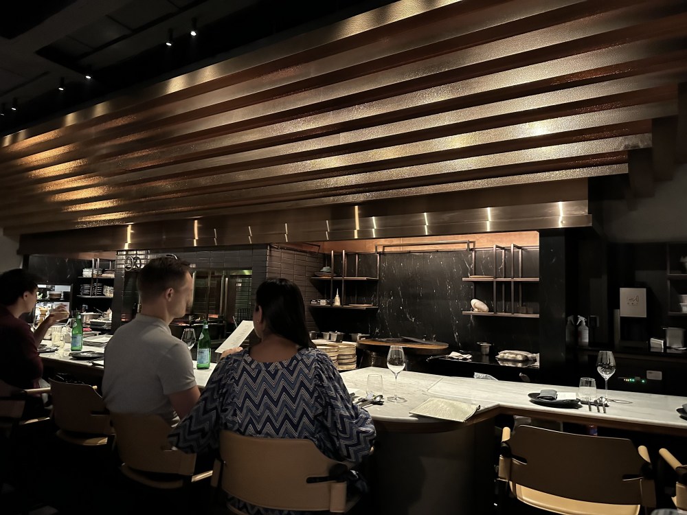 F15A47F1-F943-425F-838D-23D813099EA5_1_201_a