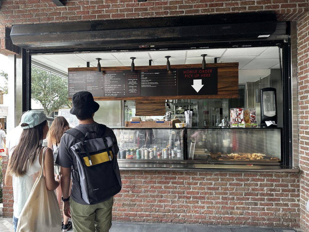 1E90351E-3CAE-44F6-BE3A-07400C360CDD