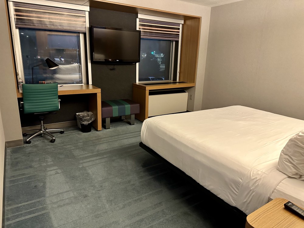 46879C54-0C6E-44E8-BFBD-4784B3B7F044_1_201_a