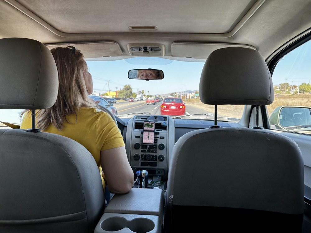 8F62E17A-6FAC-461F-920B-28EED0F90A84_1_201_a