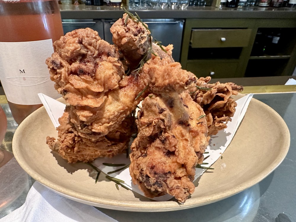 FEB8D705-B791-45D0-ACCB-3BFE87ADE728_1_201_a