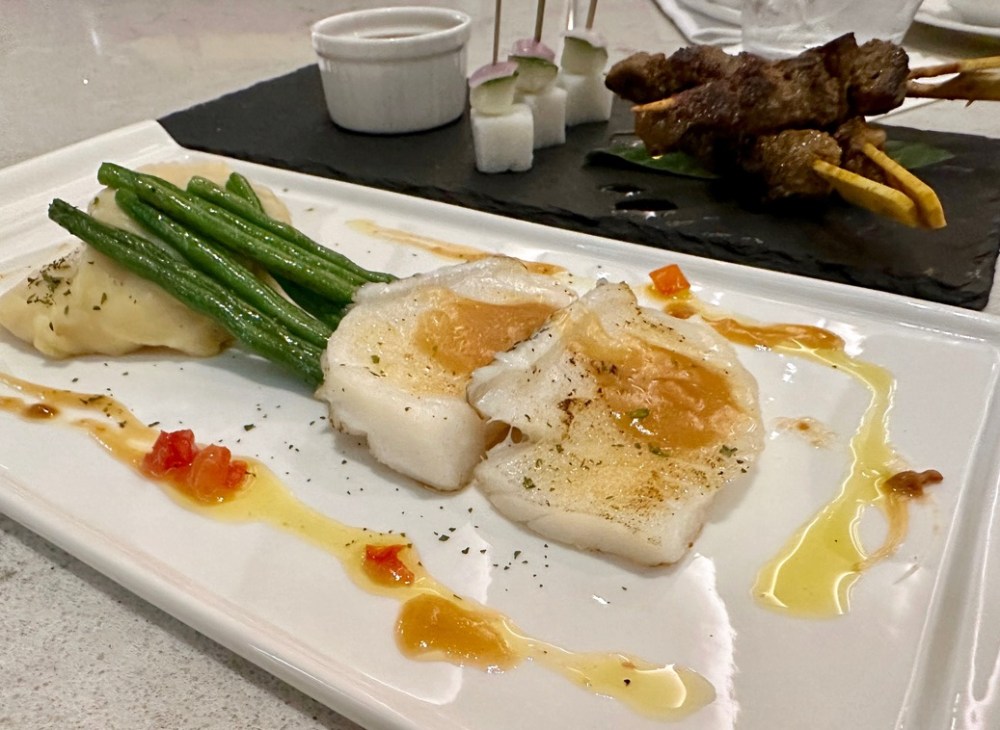 02307771-60CB-4963-A62D-853E7A7D950C_1_105_c