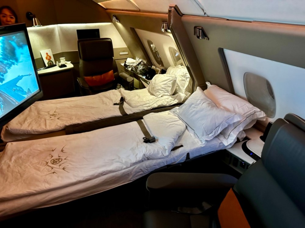 1B4D9AC9-1695-41D2-8690-7C0EAD4BE18C_1_105_c