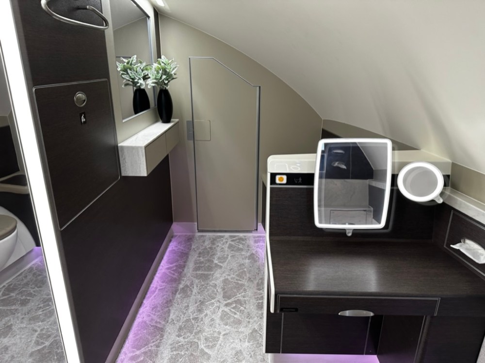 8101EA53-BC0F-4DCA-A546-FCEF851EB266_1_105_c