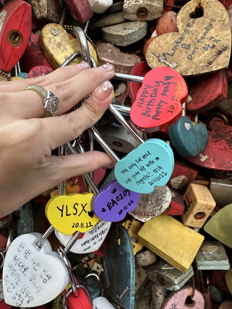 8F38DB96-EC3D-45D4-A8DE-9210F40C012C_1_105_c