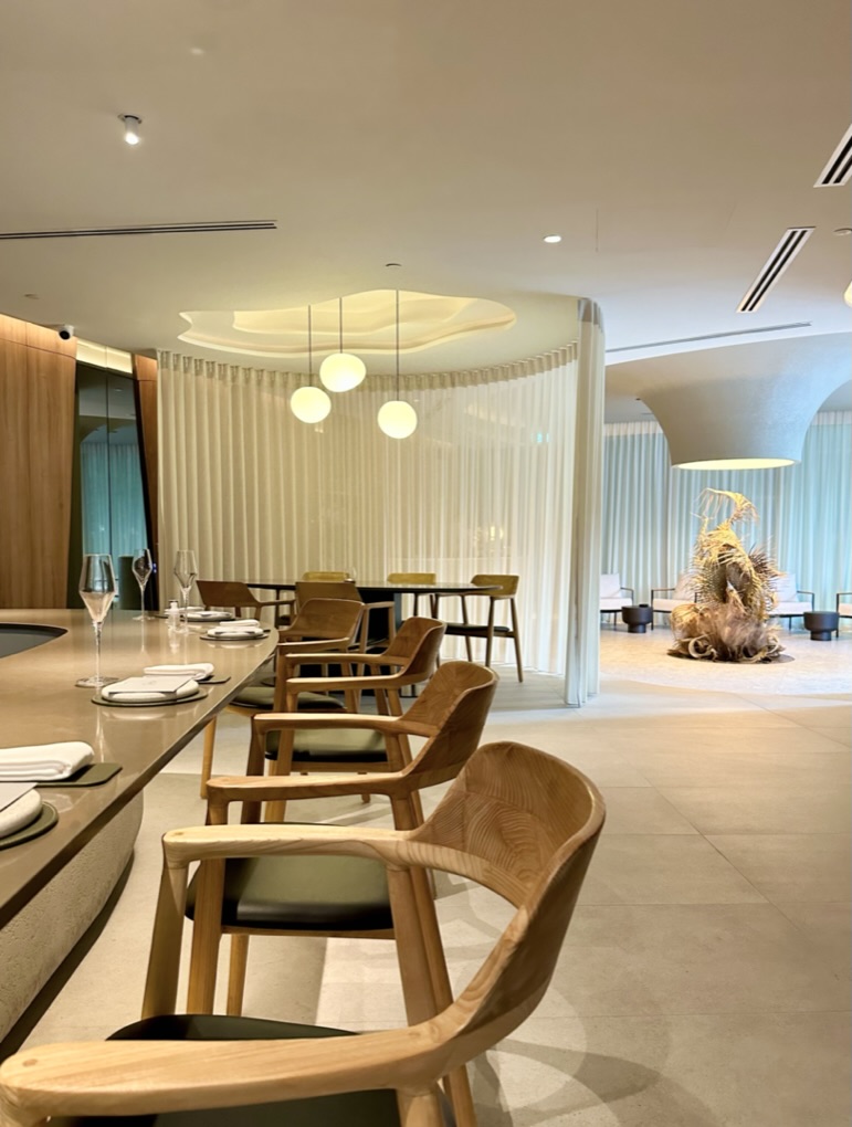 92C60F15-EE41-4086-9B5B-0DDBB2A90081_1_105_c