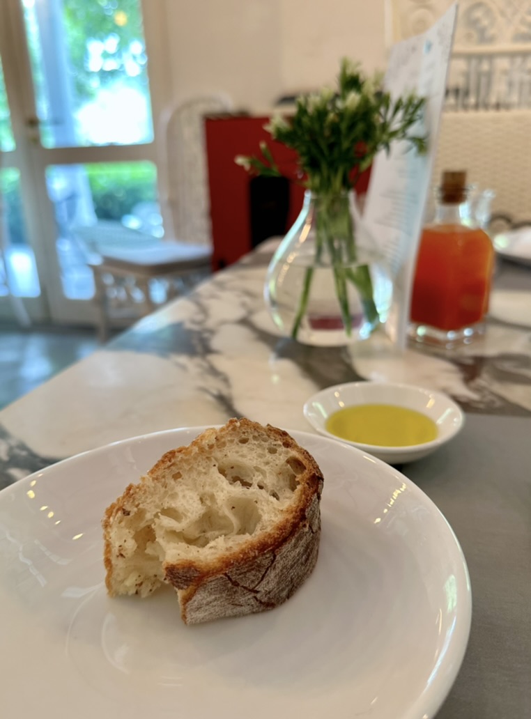 B58E703D-9838-4950-B17C-034B45B05FC8_1_105_c