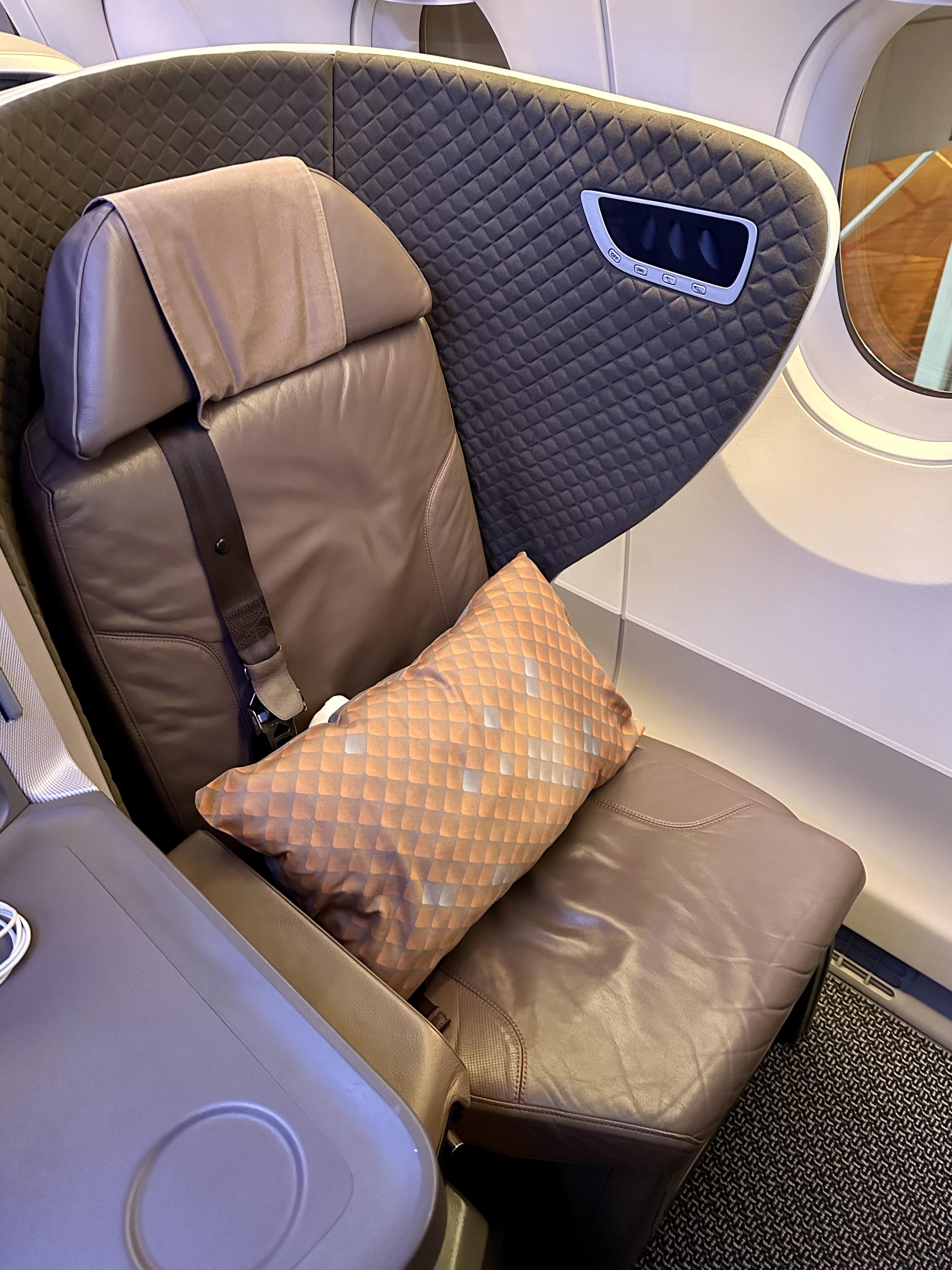 CD853E3A-B170-42C1-A854-4BF12E0BA6C6_1_201_a