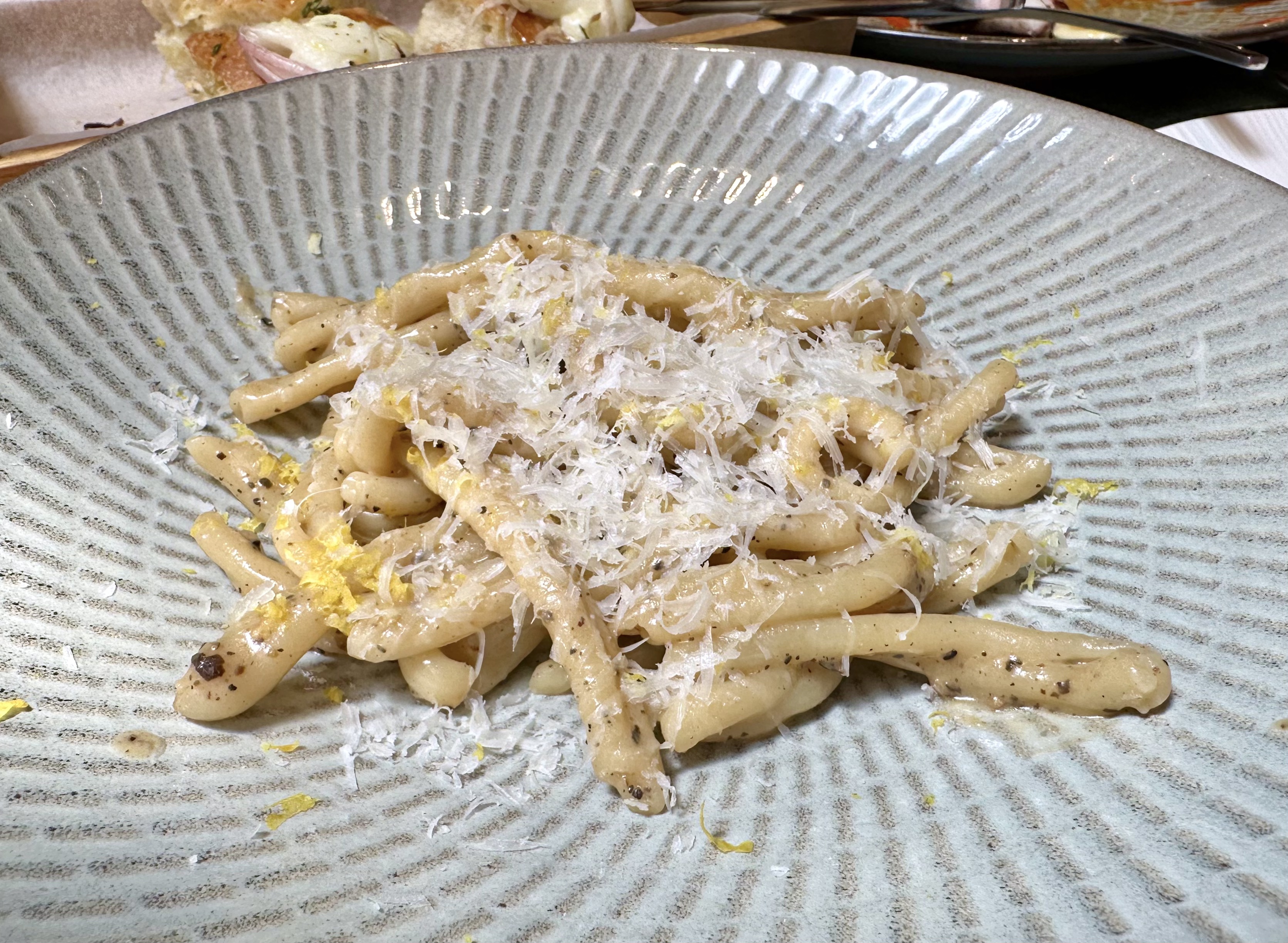 E944FBAE-C18A-42E4-80CA-C1BA99AFC1F7_1_201_a