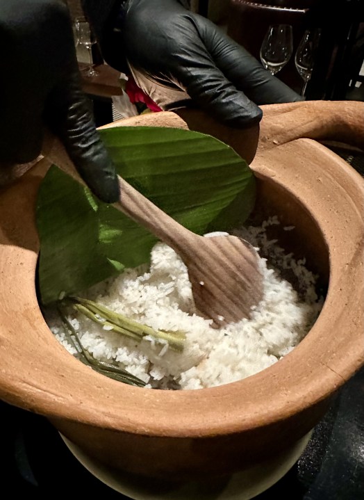 1B4F16FD-6D0F-4B24-A24B-31A47C9952CB_1_201_a