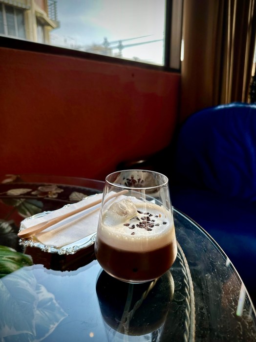 6F590FC4-CF4E-42FC-B666-0C4B70458477_1_201_a