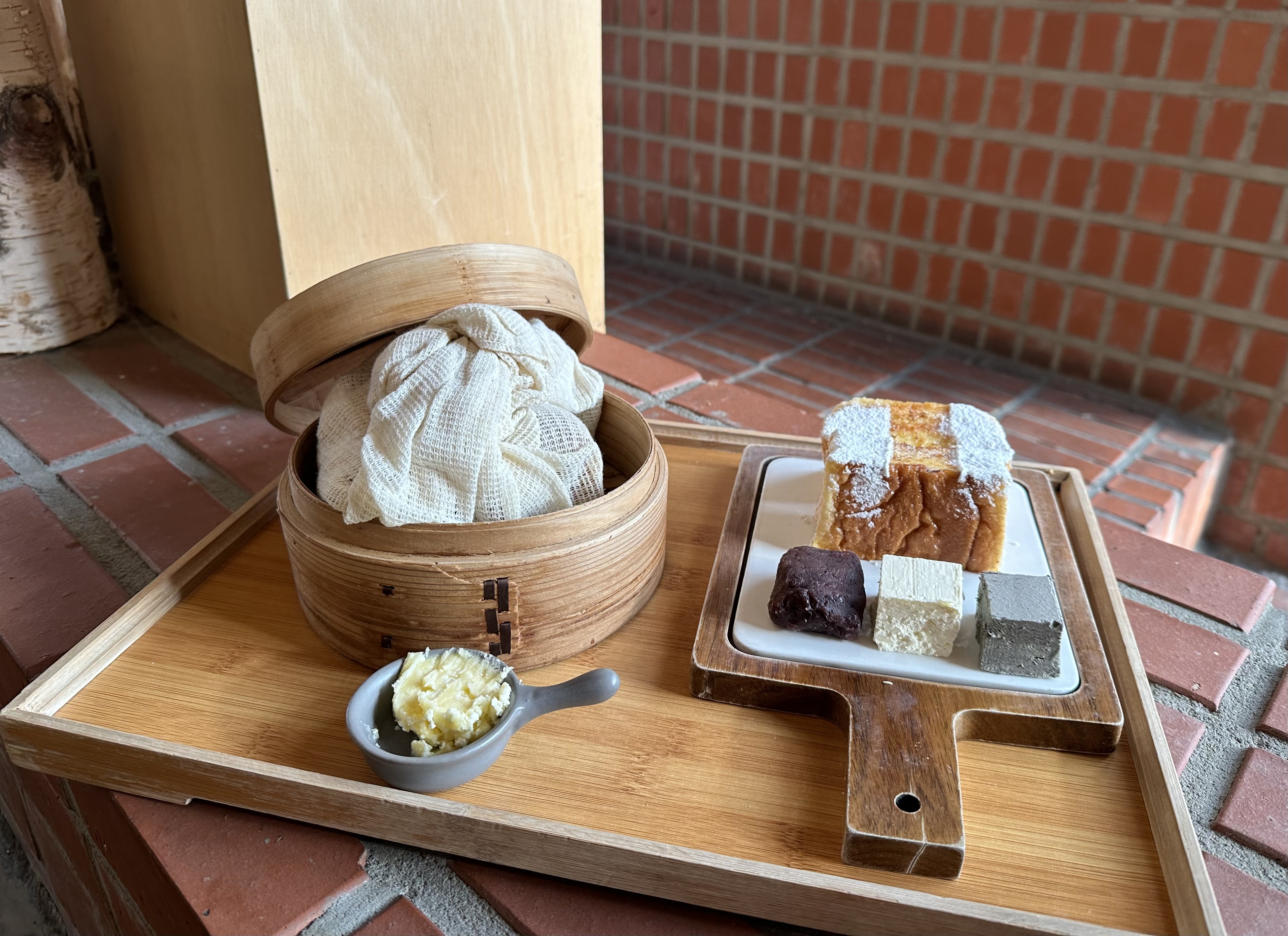 6F956ACA-8E53-448A-B27E-390D44F6FF3B_1_201_a