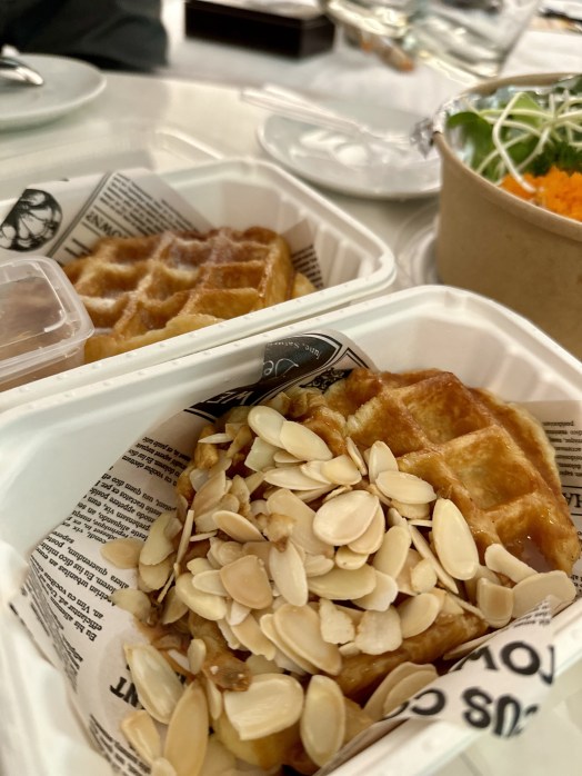 1048C7FF-D28F-4B97-AC9D-EB10A5F494B6_1_201_a