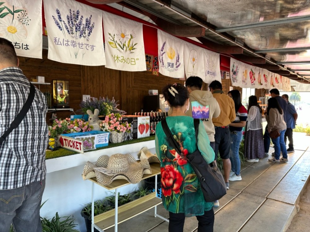 1A247DE3-BF30-4690-88DC-C91135190006_1_105_c