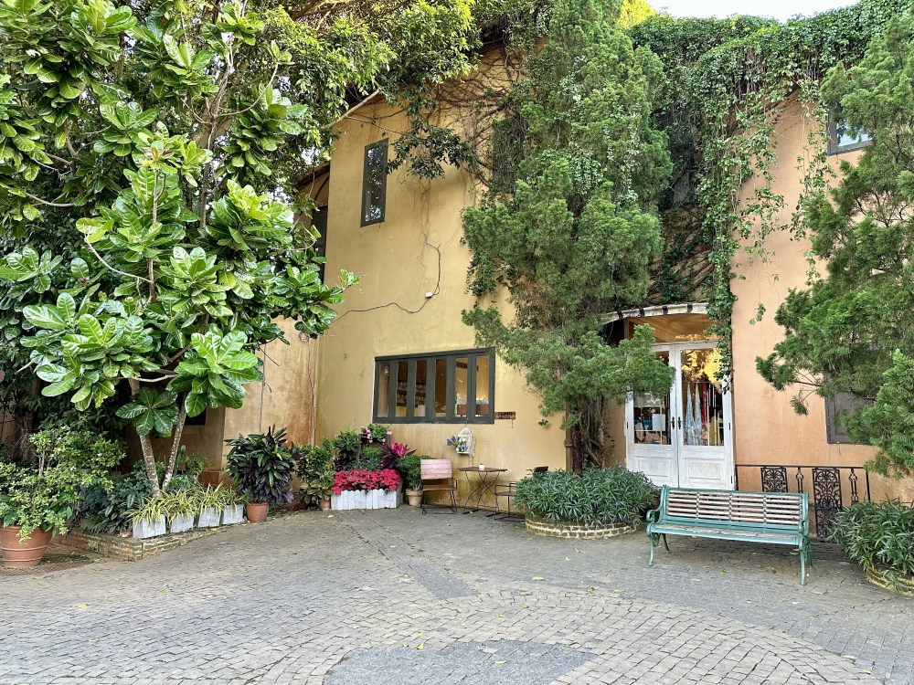 B70A84D4-929A-49E0-ABC9-CC59B4C70370_1_201_a