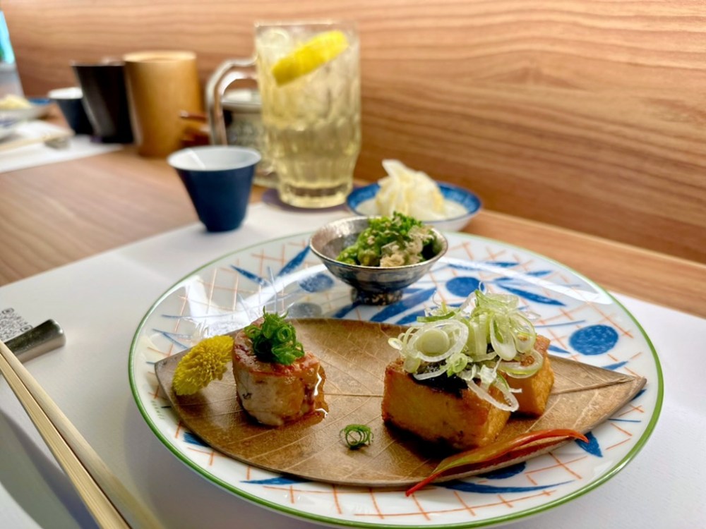 EE27E036-AFF9-442E-96BB-DEA77440E1A6