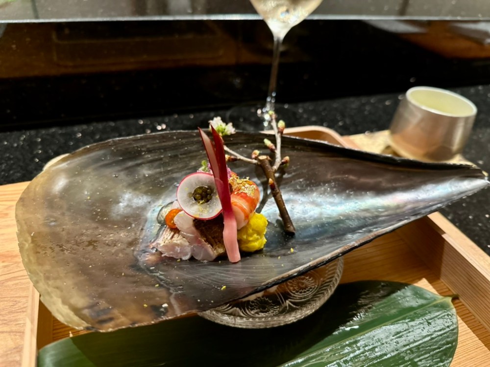 4E223B23-6F73-4AC6-9E6D-9F58BADD33F6_1_105_c