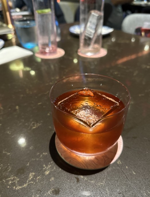 22DB3E31-E9A1-492B-B804-D2D00F372881_1_201_a