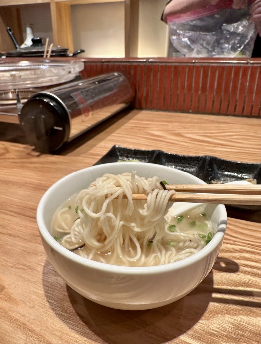 3375612C-4954-4A1F-89AC-F4636B1DA32F_1_201_a