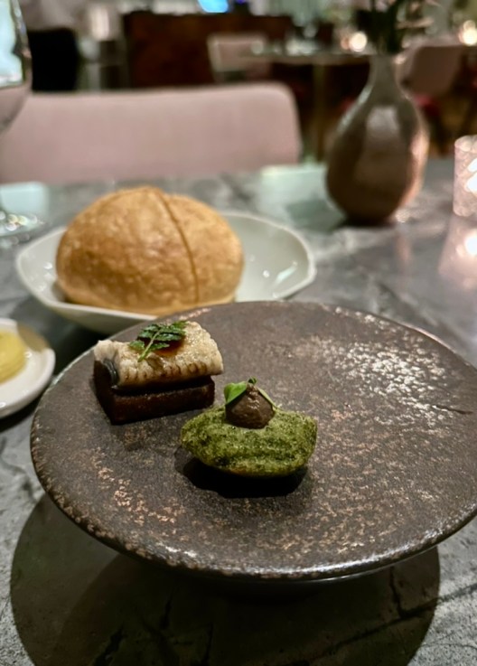 562281A9-03EA-4506-8572-ED1616A4B768_1_105_c