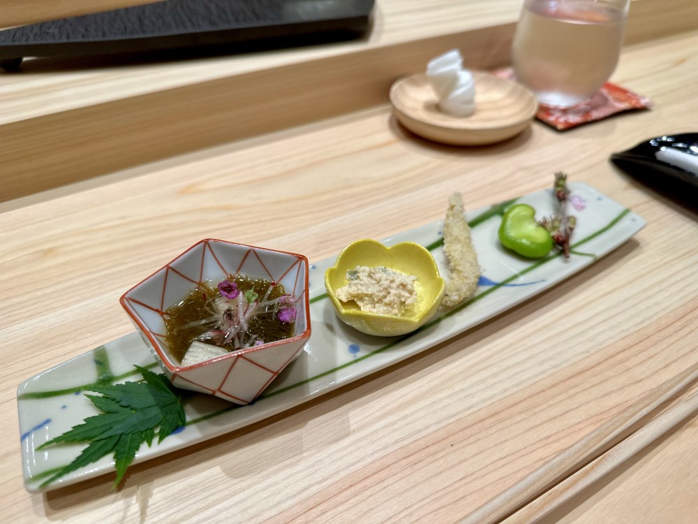 6541CC4E-F67F-418A-9B3B-6A872D869393_1_201_a