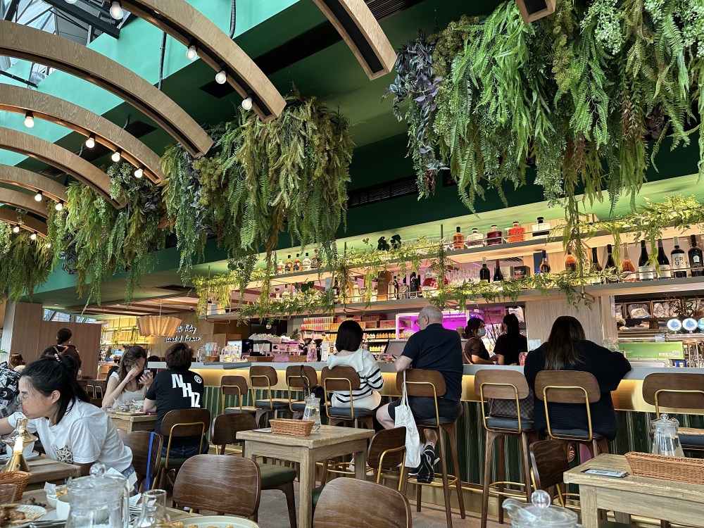 F06CEF69-AA39-413D-AE77-88449538BBD4_1_201_a