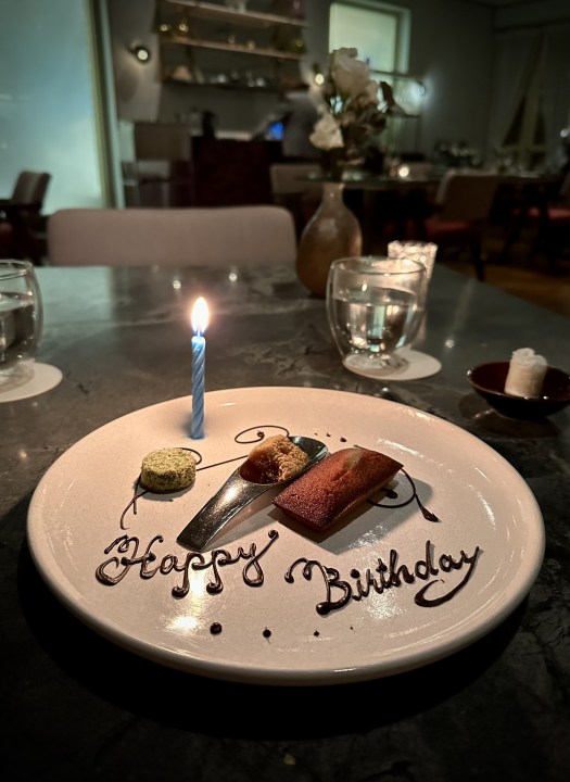 FC16F548-A1BA-46F8-AAE5-EB510896F8B0_1_201_a