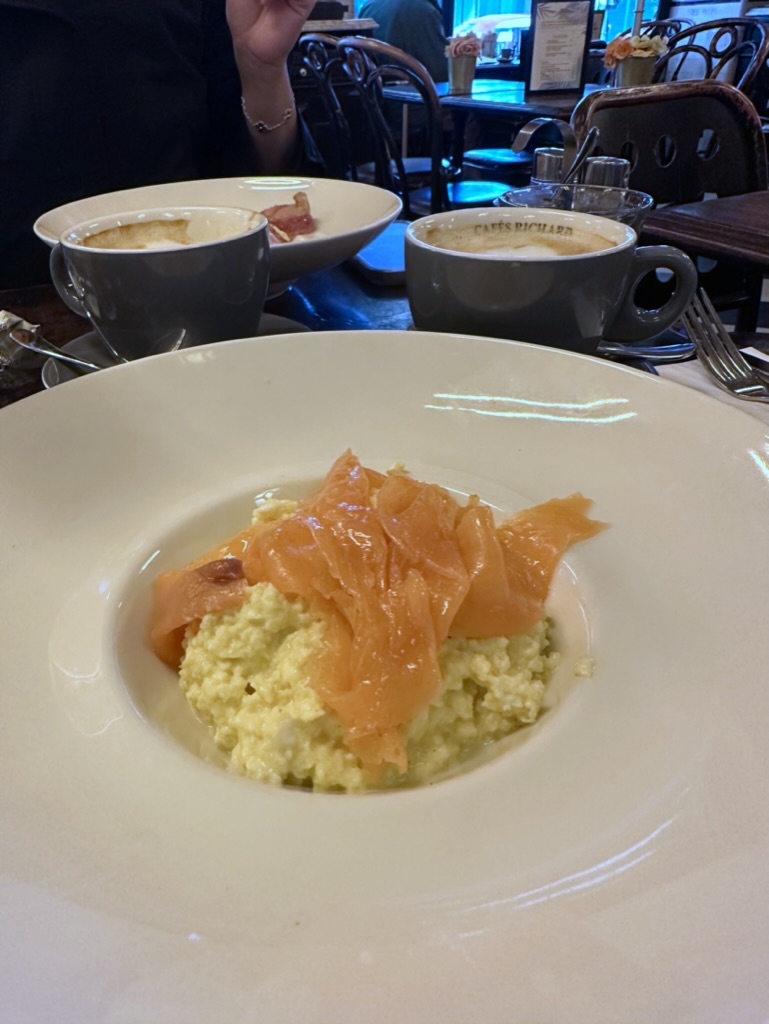 2224BD61-F844-45DC-82ED-63413FB695BD_1_105_c