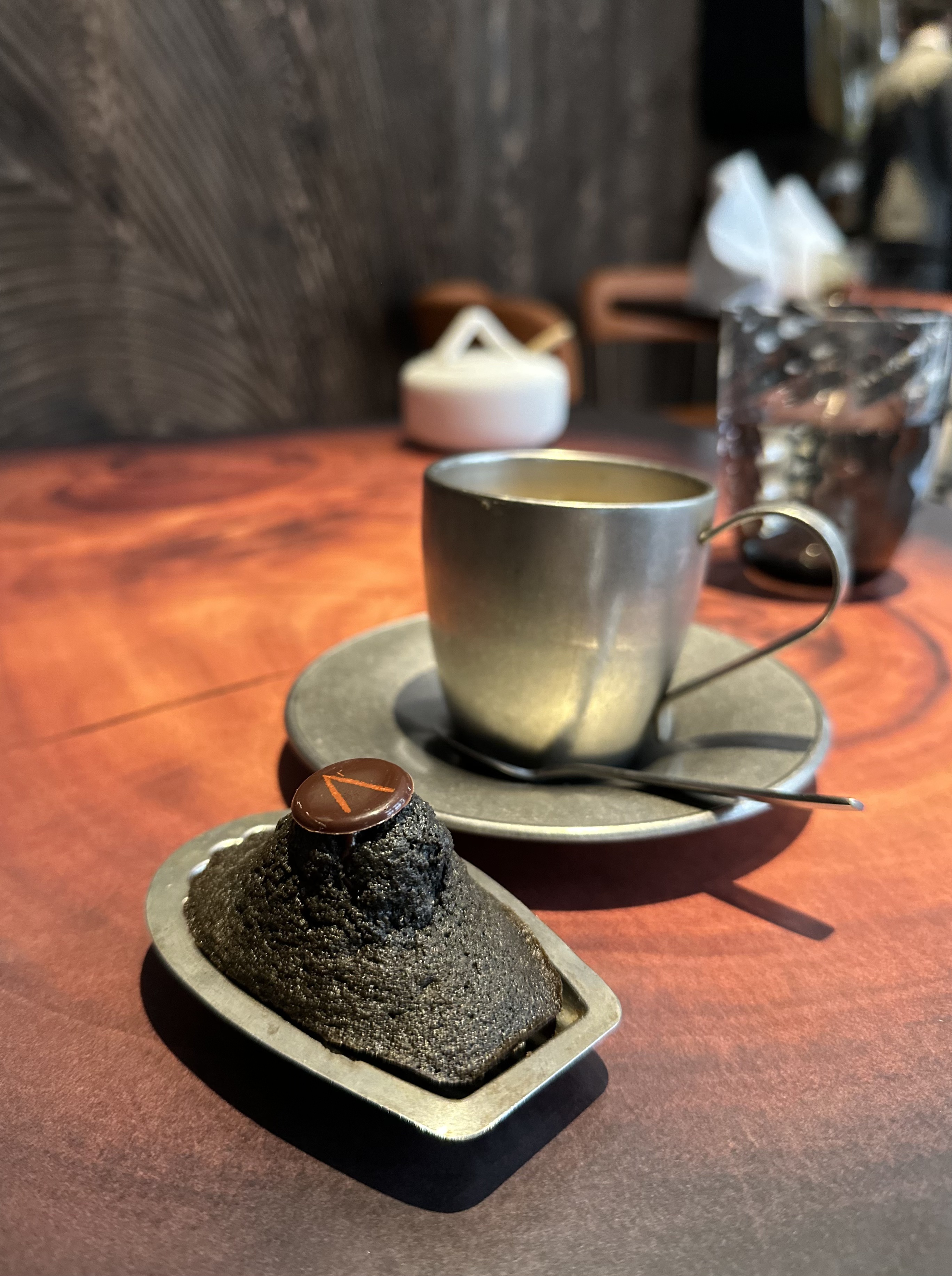 2DB54DAB-7200-49F6-82D2-8AABEDEE0A26_1_201_a