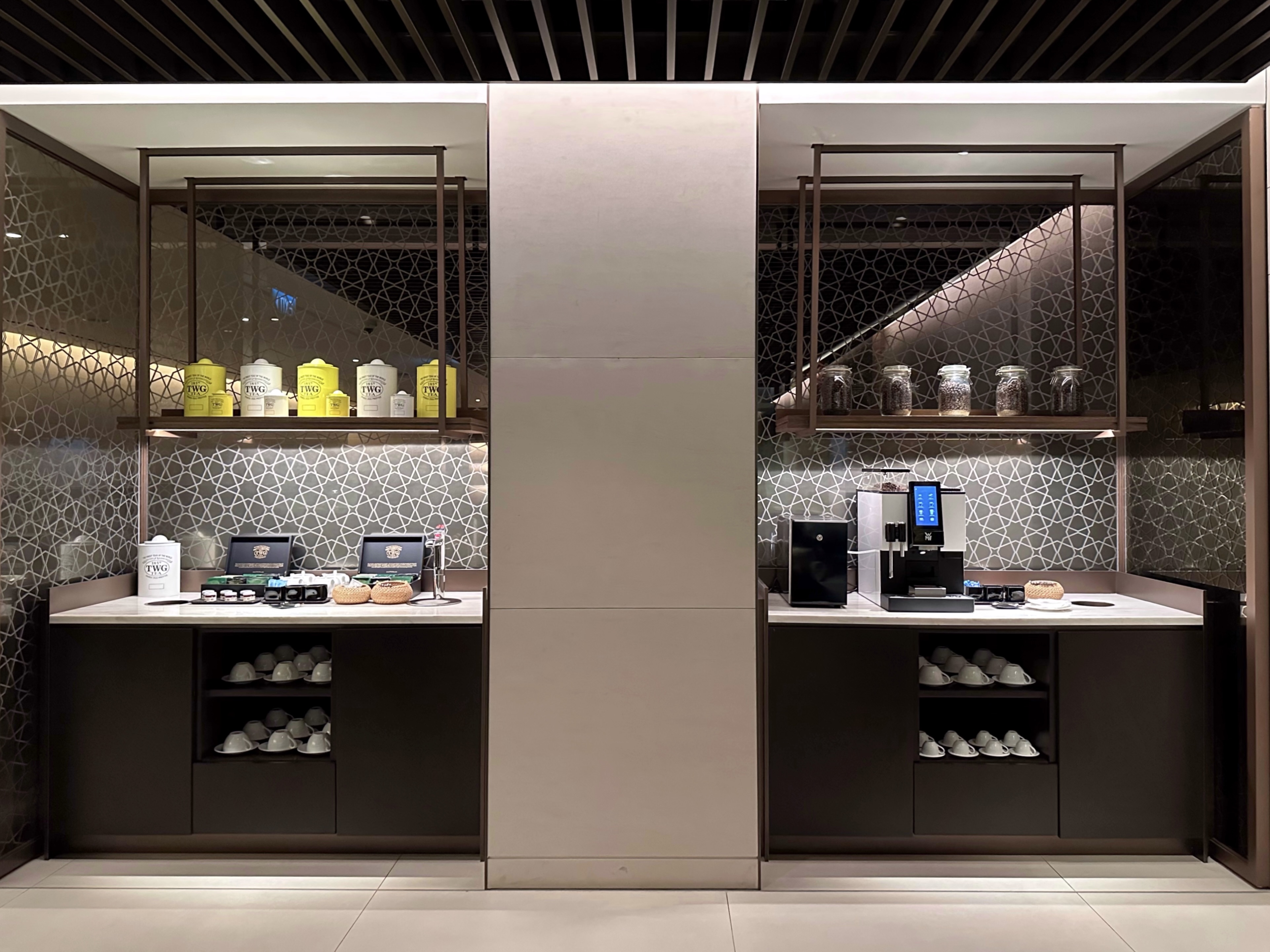 444CEEB3-D3F0-4AF2-8760-FCDBB12FF4E6_1_201_a