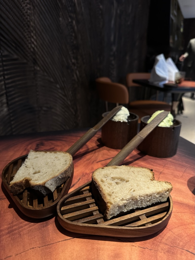 9BFCAF5D-007C-494A-B149-A7855B92D34C_1_105_c