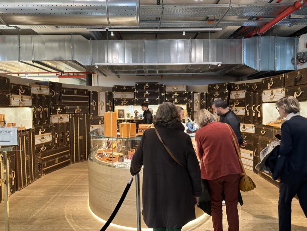 D03E64FC-51D6-4C8B-946C-AB159899512A_1_105_c