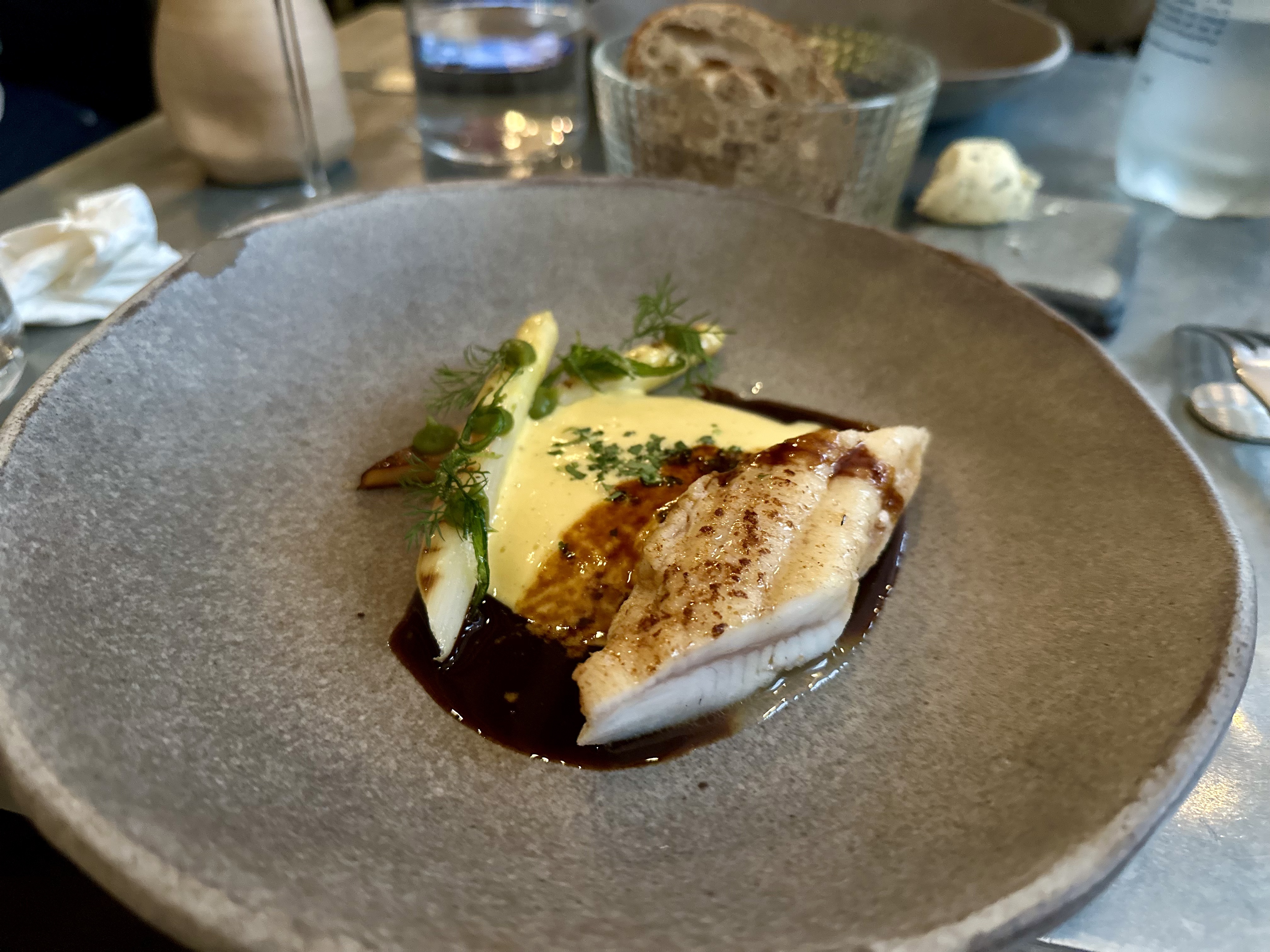 2B107504-7BE8-4B40-96E9-1222D8F0DE2B_1_201_a